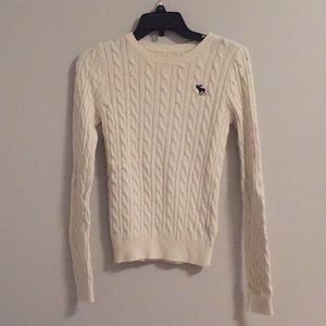 Abercrombie & Fitch Sweater
